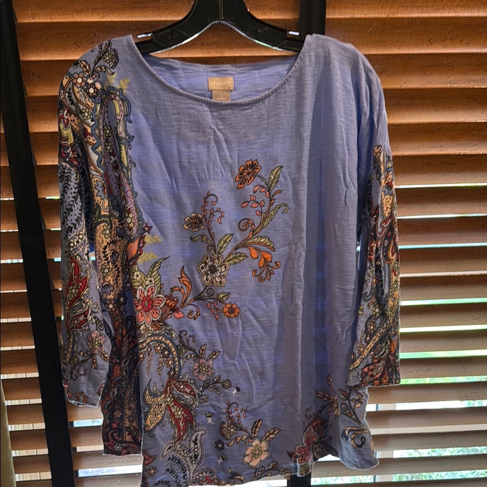 EUC Chicos Floral Women's Top sz 2